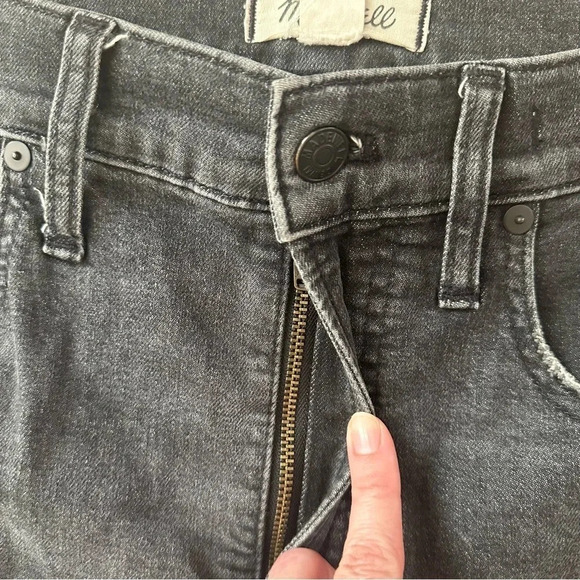 Madewell Women's The Perfect Vintage Crop Jean in Black Rinse Wash Size 27 GUC - Picture 4 of 9